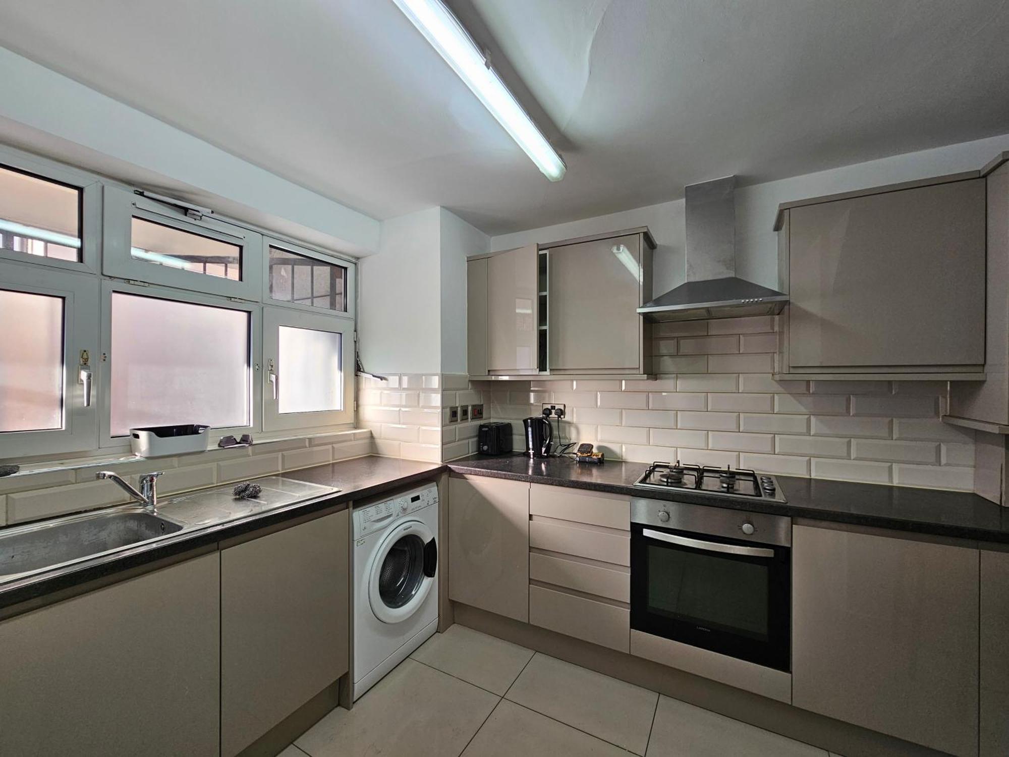 Towerhill Rooms Лондон Екстериор снимка