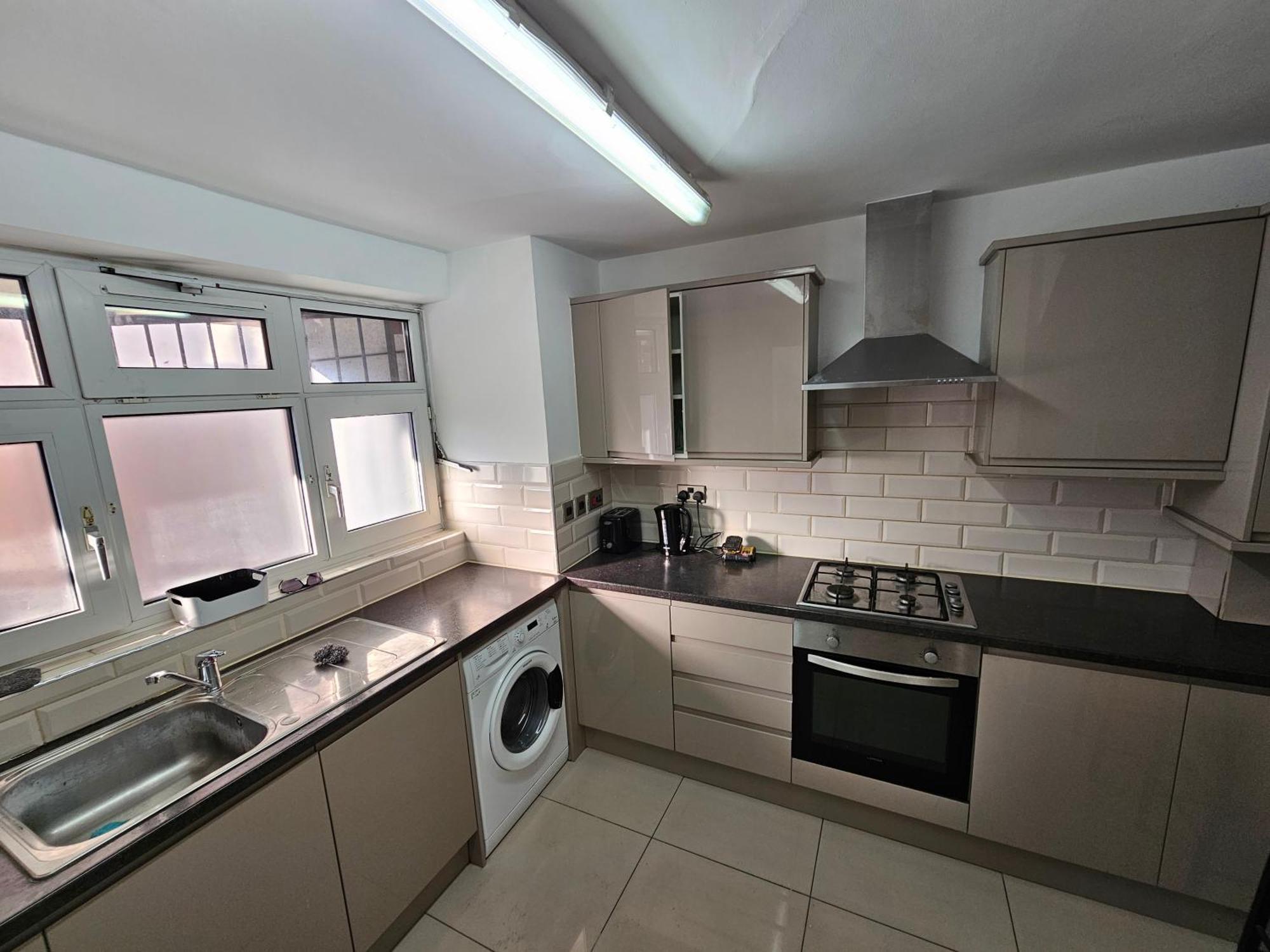 Towerhill Rooms Лондон Екстериор снимка